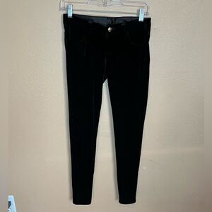 Luxurious Siwy Black Velvet Luxury Skinny Jeans Embroidered Back Pocket Pants 26